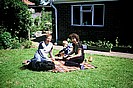 Juni: In Jim's Garten in Norwich, GB